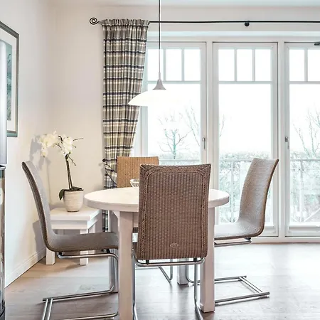 Haus Leuchtfeuer 4 *